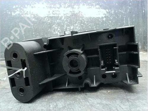 Used Headlight switch OPEL MERIVA A MPV (X03) 1.7 CDTI (E75) (100 hp) 14979058