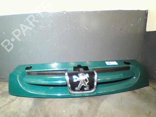 Used Grille PEUGEOT PARTNER MPV (5_, G_) 2.0 HDI (90 hp) 11211768