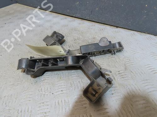 Used Rear bumper bracket Rear bumper bracket CITROËN C4 CACTUS 1.2 VTi 82 (82 hp) 33417634 33417634
