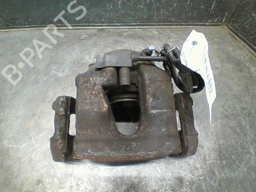 Używane Zacisk hamulca przedniego lewego MERCEDES-BENZ E-CLASS (W210) E 220 CDI (210.006) (125 hp) 14872718