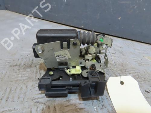 Fechadura frente esquerda DACIA SANDERO 1.6 MPI 85 (BS03) (84 hp) 30893358