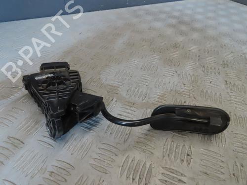Used Pedal Pedal TOYOTA HILUX VII Pickup (_N1_, _N2_, _N3_) 3.0 D-4D 4WD (KUN26) (171 hp) 23207128 23207128