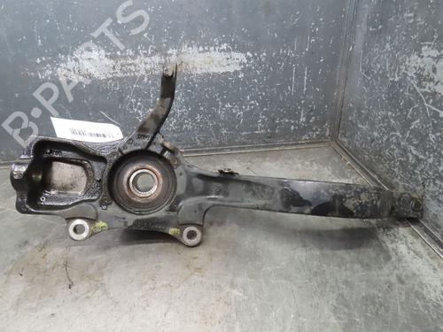 Used Right front steering knuckle ALFA ROMEO 166 (936_) 2.4 JTD (936AXA00, 936A3B00) (150 hp) 16930820
