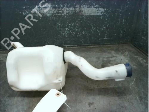Used Windscreen washer tank ALFA ROMEO MITO (955_) 1.3 MultiJet (955AXP1A, 955AYC1A) (95 hp) 23117086