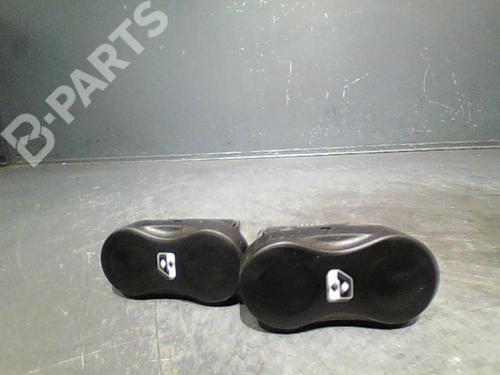 Used Left front window switch Left front window switch DACIA DUSTER (HS_) 1.5 dCi 4x4 (HSMC, HSMD) (110 hp) 10766082 10766082