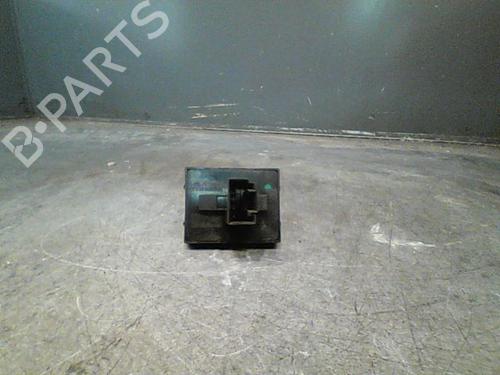 Used Left front window switch VW POLO V (6R1, 6C1) 1.2 (60 hp) 11213032