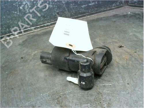 Used Washer pump RENAULT ESPACE IV (JK0/1_) 2.2 dCi (JK0H) (150 hp) 14873991