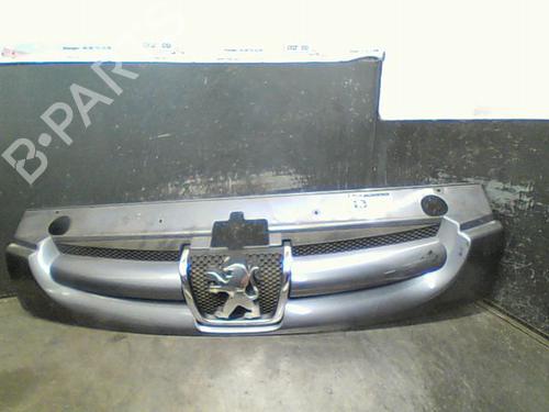 Used Grille PEUGEOT PARTNER MPV (5_, G_) 1.6 HDi 90 (90 hp) 10763623