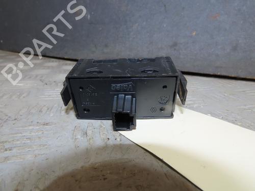 pulsante-luci-di-emergenza-renault-trafic-iii-van-fg_-2014-39251597 main image
