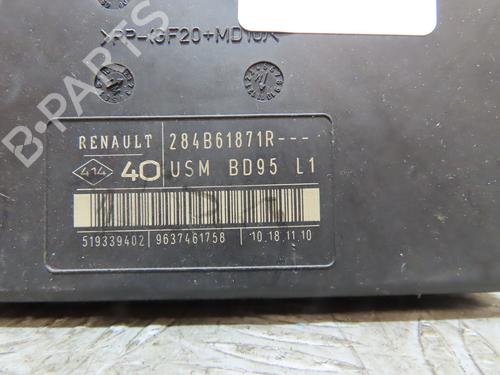Used Fuse box RENAULT MEGANE III Hatchback (BZ0/1_, B3_) 1.5 dCi (BZ09, BZ0D, BZ1W, BZ29, BZ14) (110 hp) 27665853