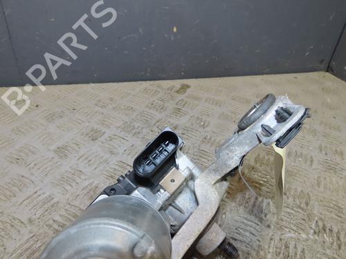 Used Front wiper motor FORD FOCUS III 1.0 EcoBoost (125 hp) 25858775