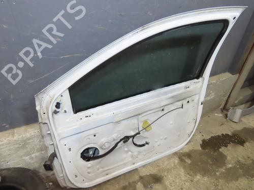 Used Right front door RENAULT CLIO III (BR0/1, CR0/1) 1.5 dCi (75 hp) 25622729