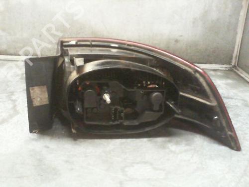 Used Left taillight RENAULT LAGUNA II (BG0/1_) 1.9 dCi (BG1A, BG1V) (130 hp) 11214395