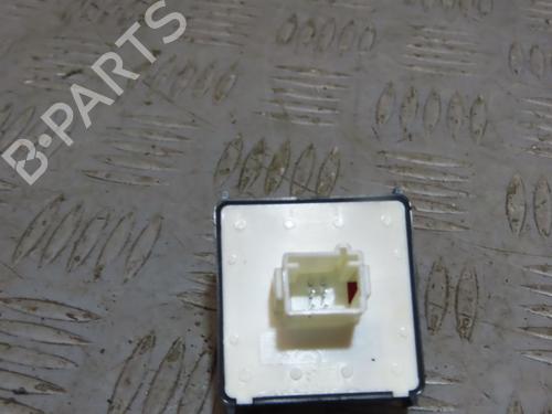 left-front-window-switch-citroen-c4-cactus-2014-23979192 main image