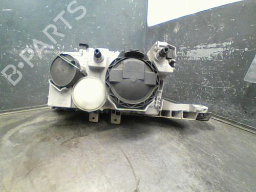 Used Right headlight MERCEDES-BENZ C-CLASS (W202) C 220 CDI (202.133) (125 hp) 10768090