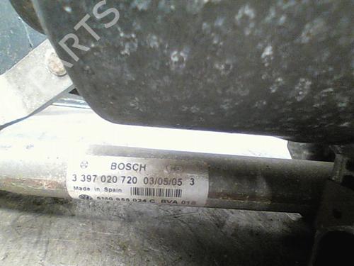 Used Front wiper motor VW GOLF PLUS V (5M1, 521) 1.9 TDI (105 hp) 12234606