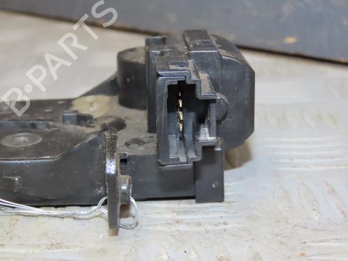 Used Tailgate lock RENAULT TWINGO II (CN0_) 1.5 dCi (CN0E) (64 hp) 30486205