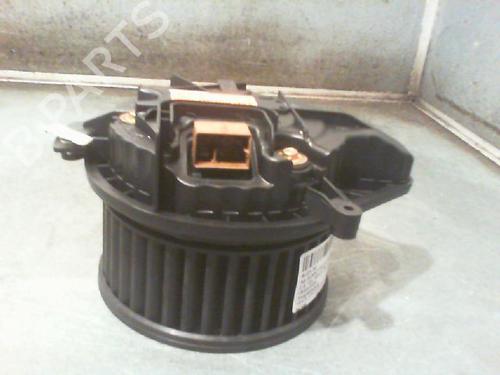 Used Heater blower motor AUDI A4 B7 Avant (8ED) 2.5 TDI (163 hp) 11210190