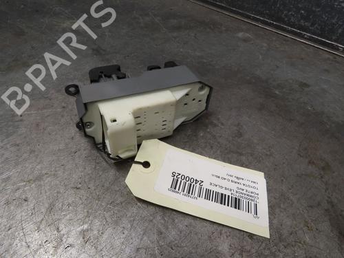 Used Left front window switch TOYOTA YARIS (_P13_) 1.4 D (NLP130_, NLP130) (90 hp) 17134301