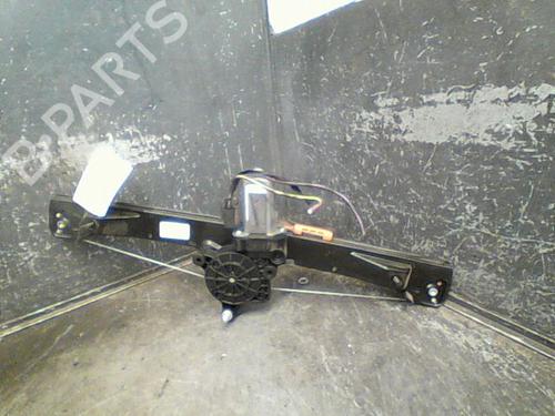 Used Front right window mechanism Front right window mechanism FIAT GRANDE PUNTO (199_) 1.3 D Multijet (199.AXD11, 199.AXD1A, 199.AXD1B,... (90 hp) 10764469 10764469