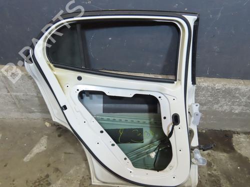 Left rear door MERCEDES-BENZ GLA-CLASS (X156) GLA 180 CDI / d (156.912) 1567300105