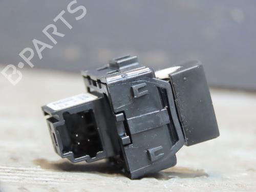 Right rear window switch RENAULT CLIO V (B7_) 1.0 LPG (B7MT) | BP27470946I28