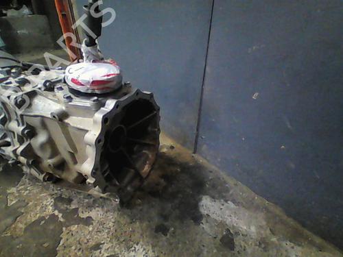 manual-gearbox-nissan-navara-np300-d40-25-dci-4wd-3201010zg4-2004-10759666 main image