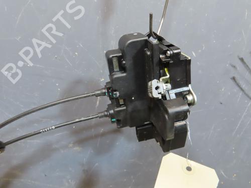 Used Front right lock CHEVROLET CAPTIVA (C100, C140) 2.0 D 4WD (150 hp) 27728970