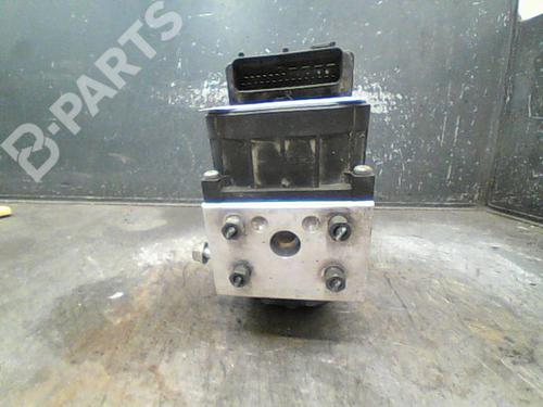 Used ABS pump TOYOTA YARIS (_P1_) 1.3 (SCP12_, SCP13_, SCP12R, SCP13R) (87 hp) 10913627