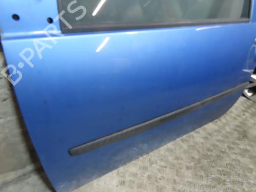 Used Left front door Left front door RENAULT TWINGO II (CN0_) 1.2 16V (CN04, CN0B) (75 hp) 40205472 40205472