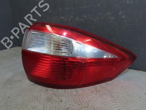 Højre baglygte FORD C-MAX II (DXA/CB7, DXA/CEU) 2.0 TDCi (140 hp) 30630806