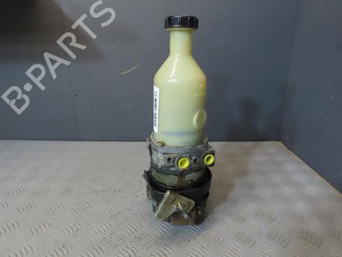 Used Steering pump Steering pump RENAULT RAPID Box Body/MPV (F40_, G40_) [1985-2001] 23112782 23112782