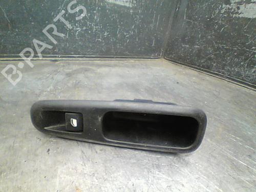 Used Left rear window switch PEUGEOT 5008 (0U_, 0E_) 1.6 HDi (110 hp) 10766848