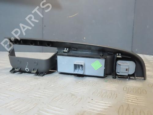 Used Left front window switch VW GOLF V (1K1) [2003-2010]  21671950