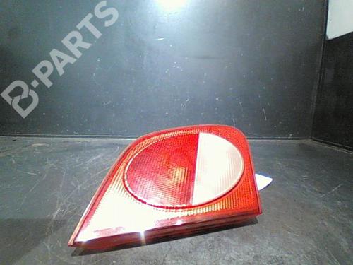 Used Left tailgate light Left tailgate light MERCEDES-BENZ E-CLASS (W210) E 290 Turbo-D (210.017) (129 hp) 10768477 10768477