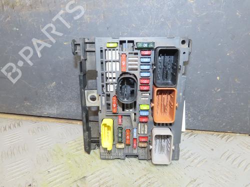 Fuse box CITROËN C5 III Break (RW_) 1.6 HDi 110 | BP33860510E1 - Image 2