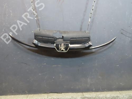 grille-peugeot-206-sw-2ek-2002-31747915 main image