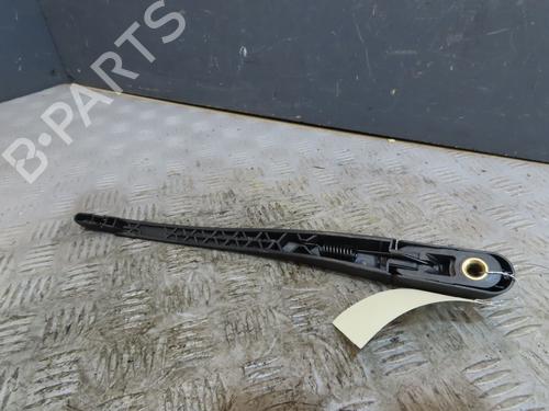 Used Rear windshield wiper arm PEUGEOT 206+ (2L_, 2M_) 1.4 i (2LKFWA, 2MKFWA) (75 hp) 29601081