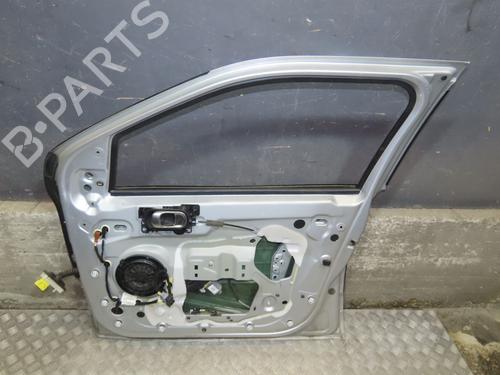 Used Right front door Right front door 37163244 37163244