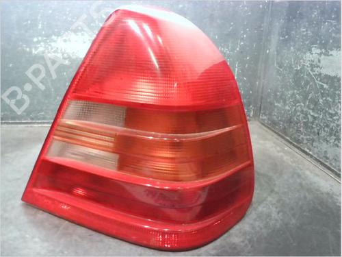 Used Right taillight MERCEDES-BENZ C-CLASS (W202) C 220 D (202.121) (95 hp) 15685588