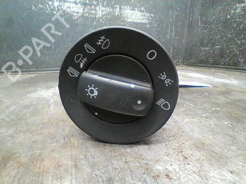 Commande de phare AUDI A4 B7 (8EC) 1.6 (102 hp) 23113841