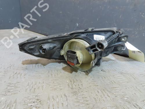 right-front-fog-light-opel-insignia-a-sports-tourer-g09-2008-2009-2010-2011-2012-2013-2014-2015-2016-2017-32223313 main image