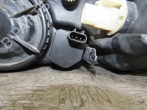 right-headlight-mitsubishi-space-star-mpv-dg_a-1998-1999-2000-2001-2002-2003-2004-28006355 main image