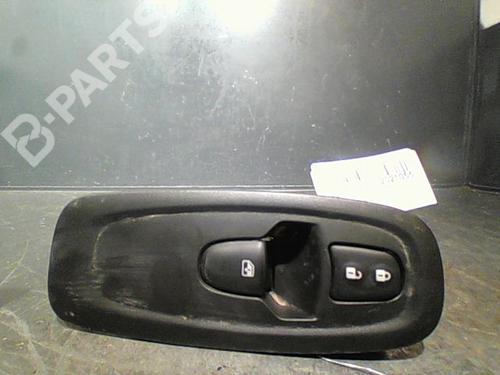 Used Switch RENAULT KADJAR (HA_, HL_) 1.5 dCi 110 (HLA3) (110 hp) 11738803