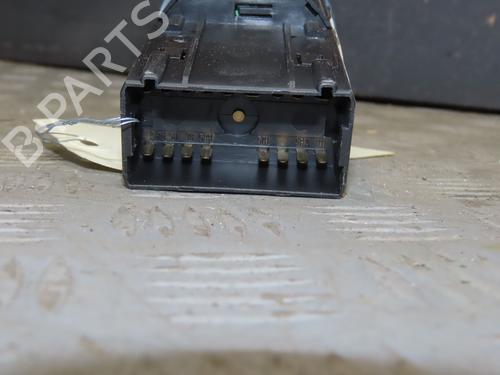 Forlygtekontakt VW NEW BEETLE (9C1, 1C1) 2.0 (115 hp) 32150693