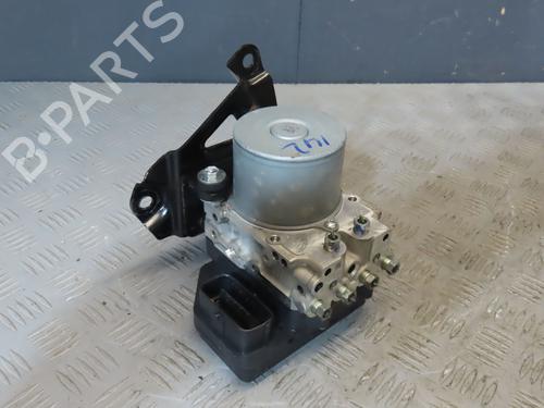 Used ABS pump TOYOTA HILUX VII Pickup (_N1_, _N2_, _N3_) 3.0 D-4D 4WD (KUN26) (171 hp) 23235753