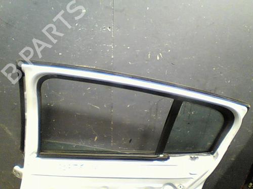 Dør høyre bak RENAULT MEGANE III Hatchback (BZ0/1_, B3_) 1.5 dCi (106 hp) 10766497