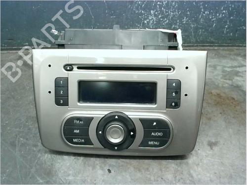 Used Radio ALFA ROMEO MITO (955_) 1.3 MultiJet (955AXP1A, 955AYC1A) (95 hp) 23114039