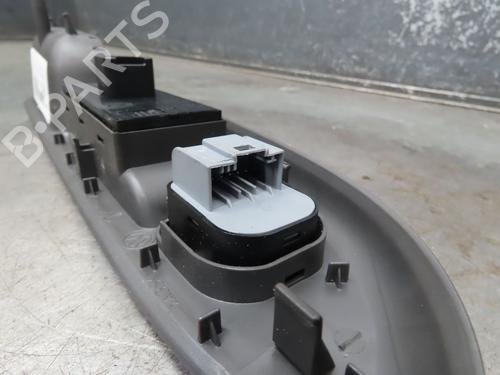 Used Left front window switch VW GOLF PLUS V (5M1, 521) 1.9 TDI (105 hp) 16973062