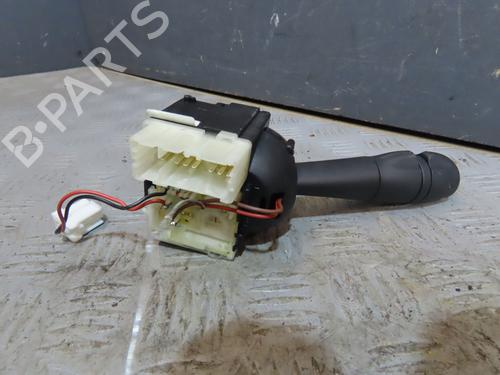 Used Steering column stalk RENAULT TWINGO III (BCM_, BCA_) 1.0 SCe 75 (73 hp) 31056158